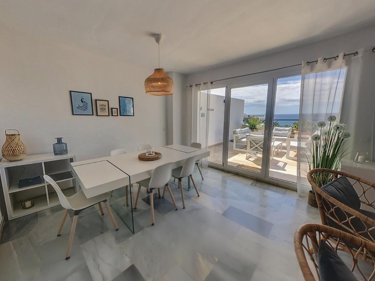 Frontline Beach Penthouse In Mi Capricho Sitio de Calahonda Exteriér fotografie